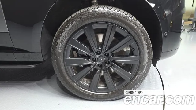 Land Rover Range Rover 5th Gen — Фото автомобиля 21