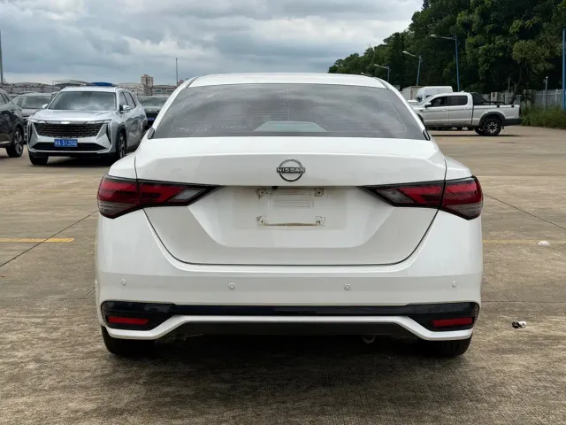 Nissan Sylphy — Фото автомобиля 8