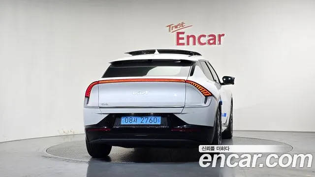 Kia EV6 — Фото автомобиля 4