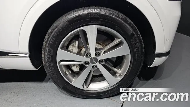 Genesis GV80 2.5T Бензин AWD — Фото автомобиля 21
