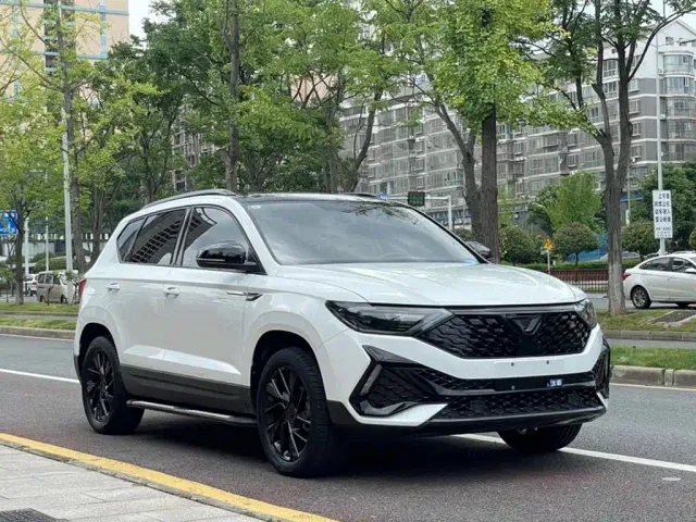 Jetta VS5 — Фото автомобиля 3