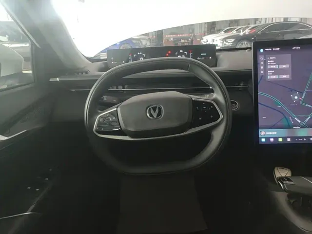 Changan Lamore — Фото автомобиля 6