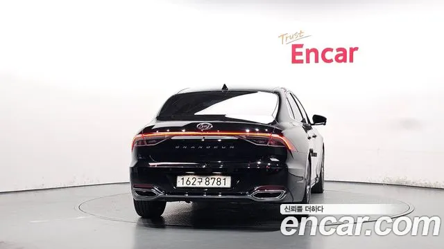 Hyundai Grandeur Grandeur (New) — Фото автомобиля 4