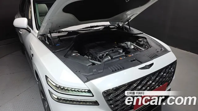 Genesis GV80 — Фото автомобиля 9