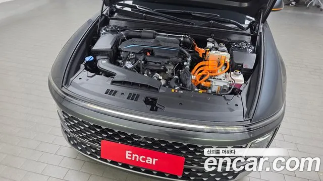 Hyundai Grandeur GN7 — Фото автомобиля 9
