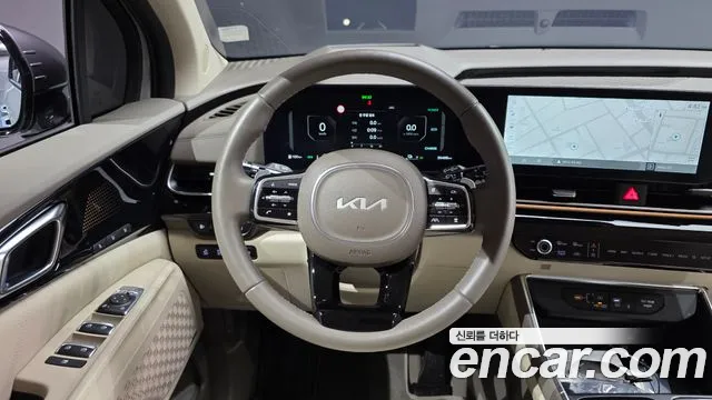 Kia Carnival Generation 4 — Фото автомобиля 20