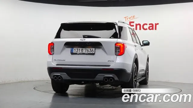Ford Explorer Explorer 6 поколение 3.0 Platinum 4WD — Фото автомобиля 4