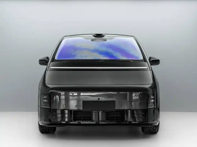 Li Auto MEGA — Фото автомобиля 2