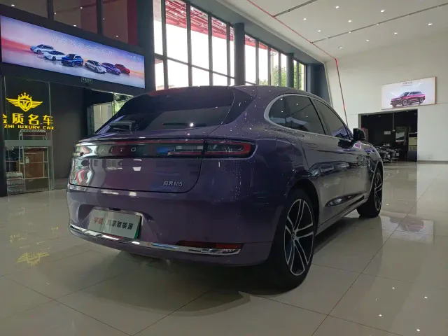 Aito M5 — Фото автомобиля 22