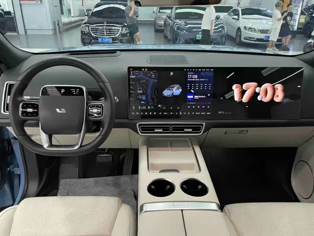 Li Auto Li Xiang L9 2022 Max — Фото автомобиля 5