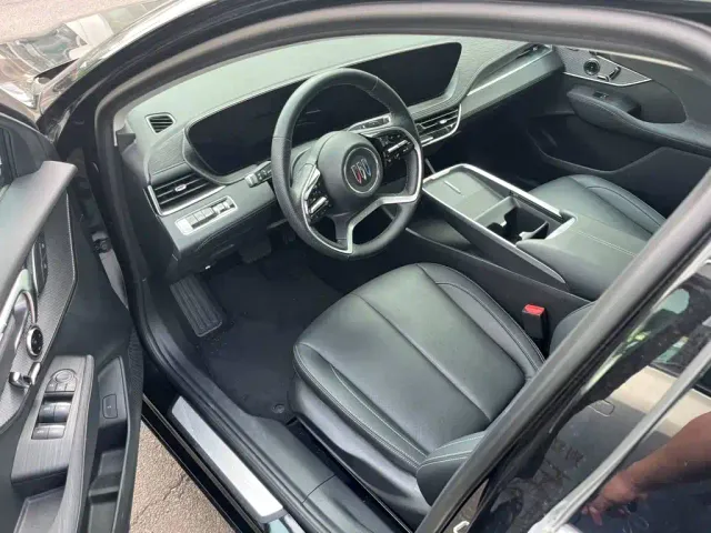 Buick LaCrosse — Фото автомобиля 3