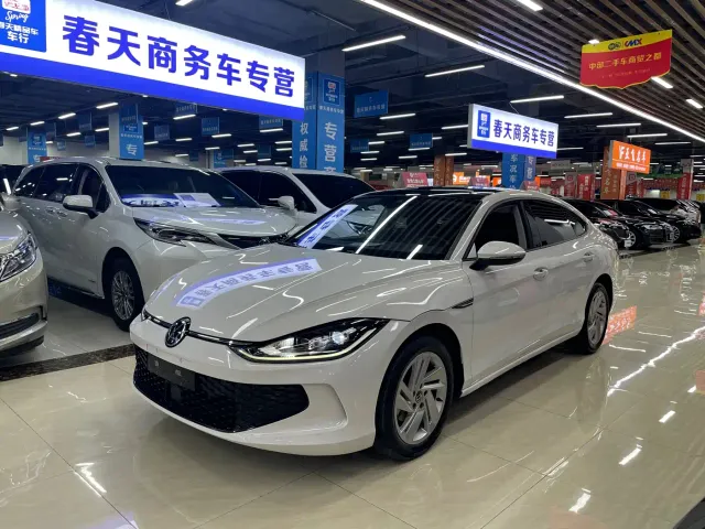 Фотография автомобиля — Volkswagen Lamando