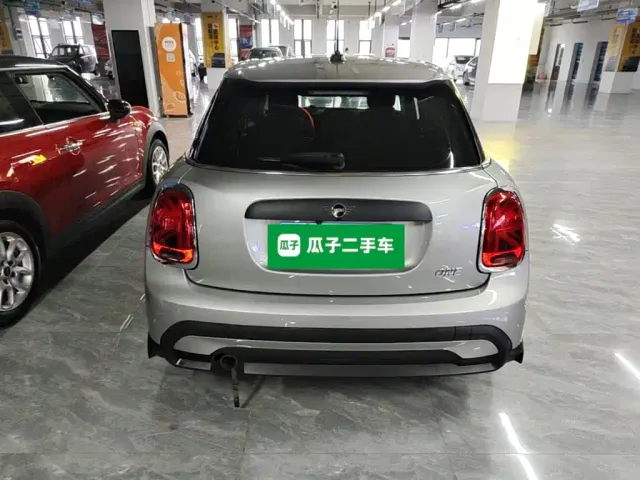 MINI Hatch — Фото автомобиля 5