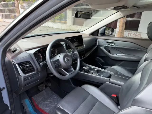 Nissan X-Trail — Фото автомобиля 4