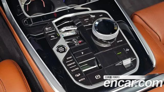 BMW X7 — Фото автомобиля 7