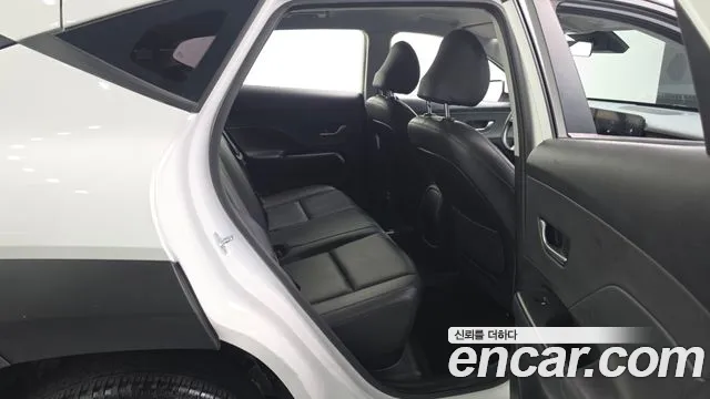 Hyundai Kona — Фото автомобиля 17