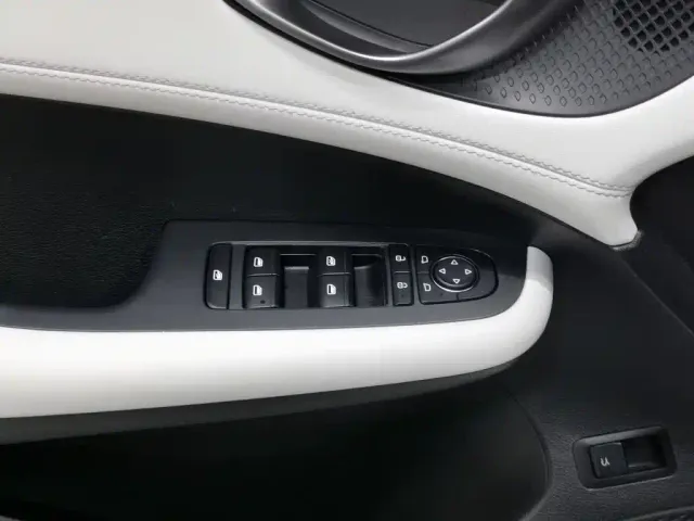BYD Seal 05 DM-i — Фото автомобиля 9
