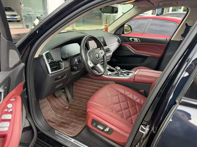 BMW X5 — Фото автомобиля 2