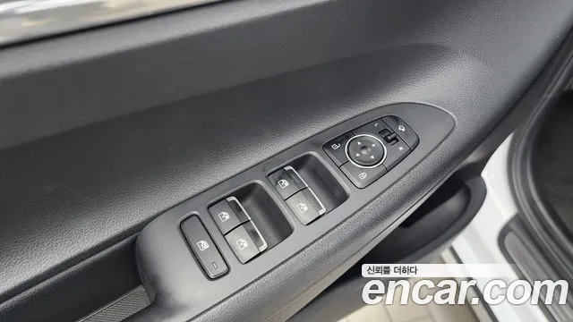 Hyundai Grandeur Новый Grandeur IG 3.0 LPi (Для проката) — Фото автомобиля 27