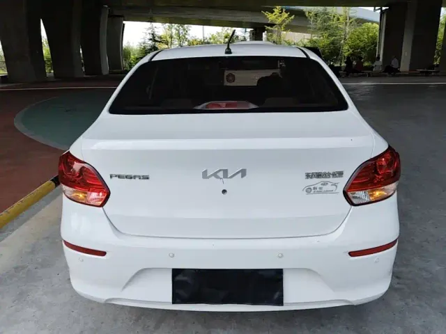 Kia Huan Chi — Фото автомобиля 5