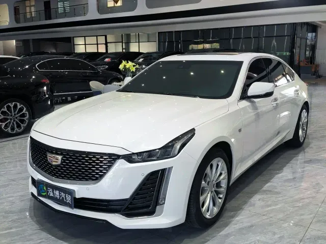 Фотография автомобиля — Cadillac CT5