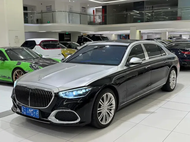 Фотография автомобиля — Mercedes-Benz Maybach S-Class