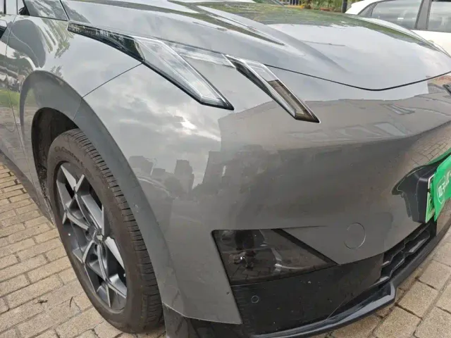 Lynk & Co Z20 — Фото автомобиля 24