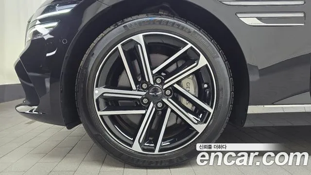 Genesis G80 RG3 — Фото автомобиля 5