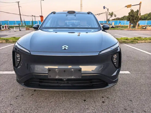 Nio ES6 — Фото автомобиля 2