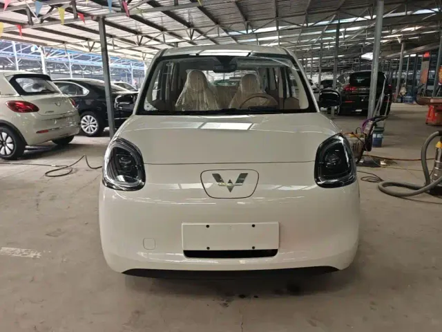 Wuling Hongguang Mini EV — Фото автомобиля 2