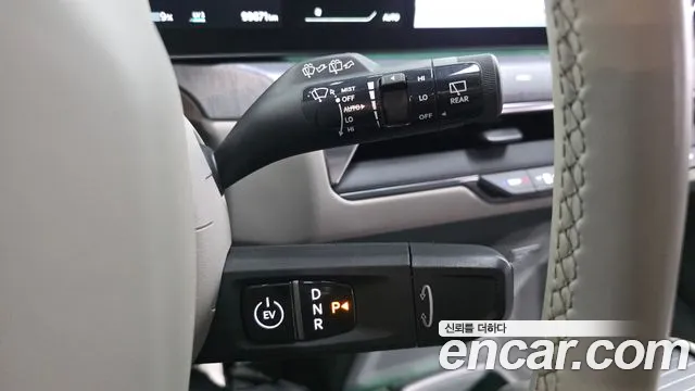 Kia EV9 — Фото автомобиля 12