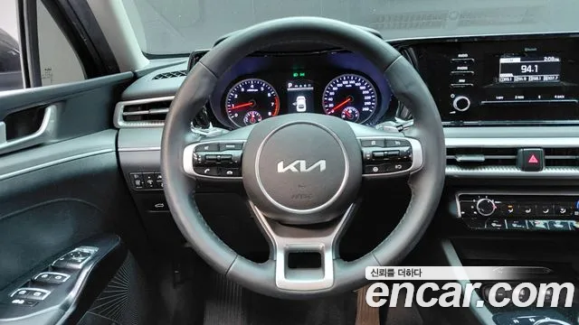 Kia K5 Generation 3 — Фото автомобиля 19
