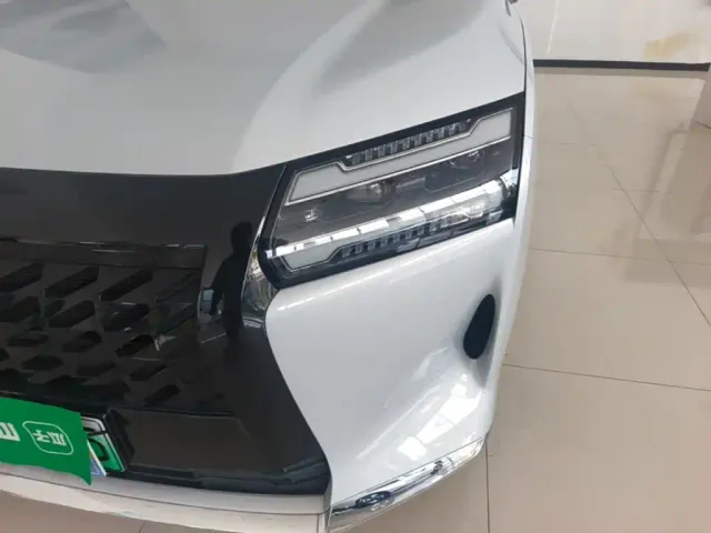 Wuling Starlight 730 — Фото автомобиля 23