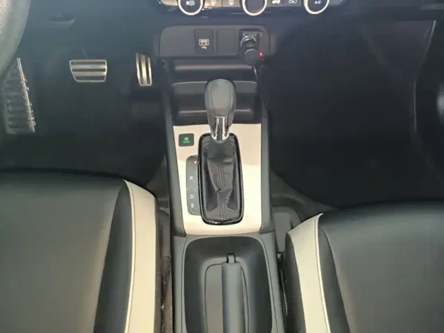 Honda Fit — Фото автомобиля 13