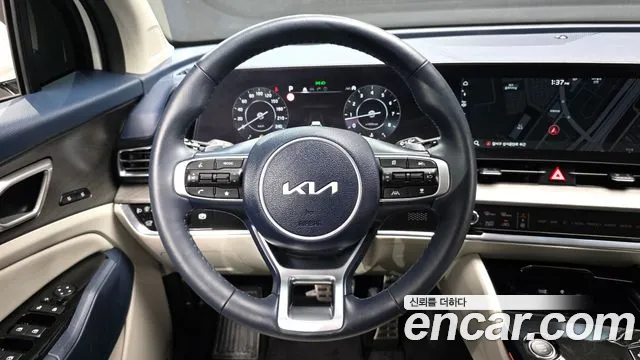 Kia Sportage Sportage 5-е поколение Бензин 1.6 турбо 2WD — Фото автомобиля 13