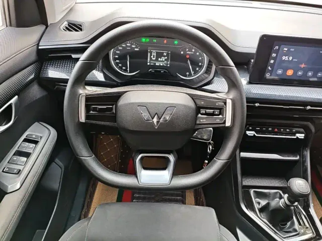Wuling Asta — Фото автомобиля 10