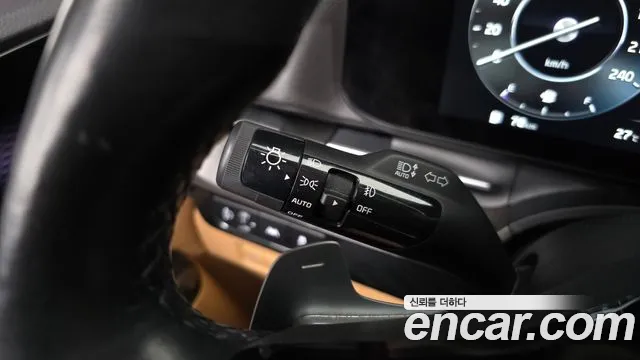 Kia Canival Carnival 4 поколение Бензин 7 мест Signature — Фото автомобиля 27
