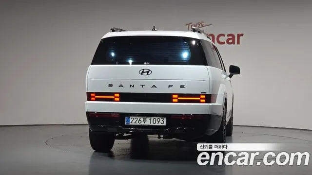 Hyundai Santafe — Фото автомобиля 4