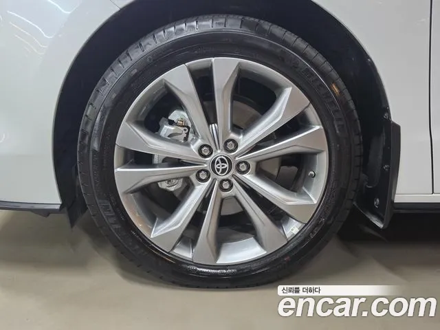 Toyota Sienna — Фото автомобиля 5