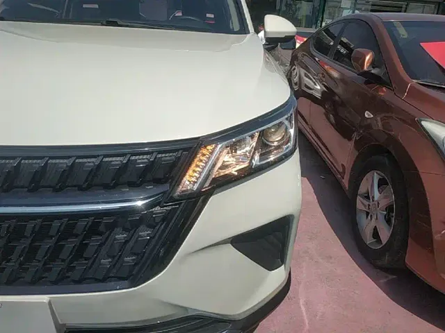 Wuling Asta — Фото автомобиля 22