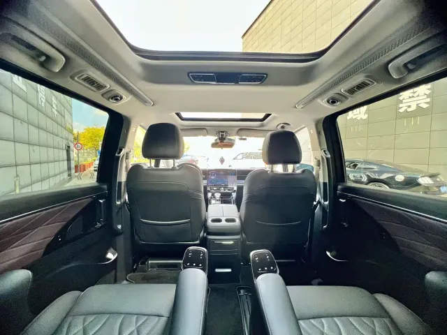 GAC Trumpchi M8 — Фото автомобиля 14