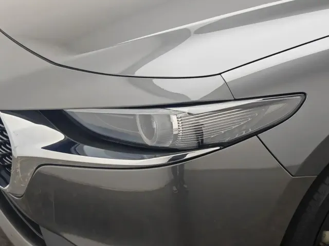 Mazda Axela — Фото автомобиля 8