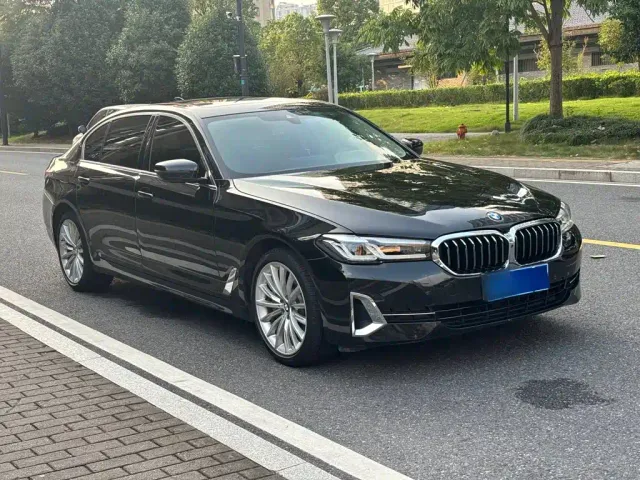 BMW BMW 5 Series 2022 Model Third Facelift 530Li Premium Luxury Package — Фото автомобиля 6