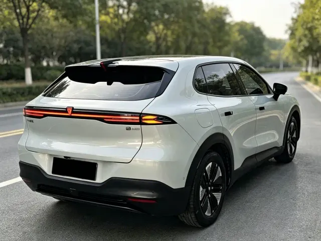 Deepal S05 — Фото автомобиля 6