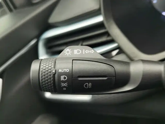 Geely Emgrand — Фото автомобиля 21