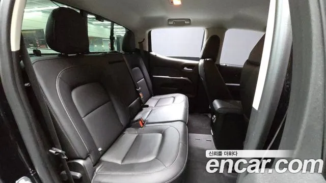 Chevrolet Colorado — Фото автомобиля 12