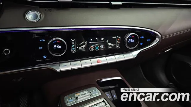 Genesis GV70 2.5T Бензин AWD — Фото автомобиля 16