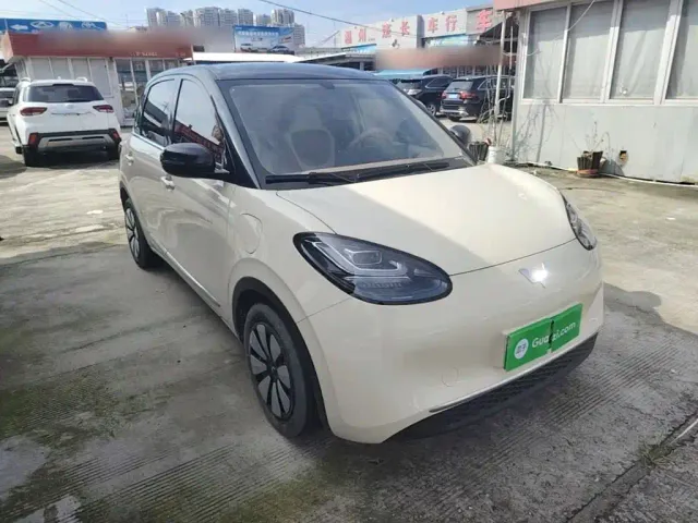 Wuling Bingo — Фото автомобиля 3