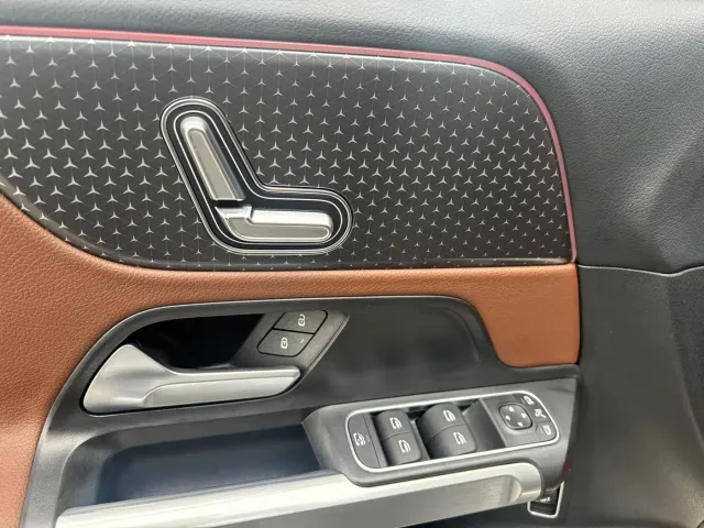 Mercedes-Benz GLB-Class — Фото автомобиля 7