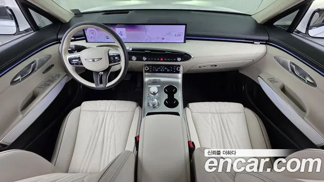 Genesis GV70 — Фото автомобиля 10